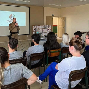 Protetores do Lar: PM de Mafra inicia ciclo de palestras nas escolas sobre violência doméstica