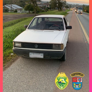 Homem é preso com carro roubado após perseguição da PM