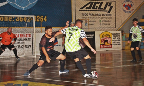 Os Profissa da Quarta se classifica para as semifinais do Campeonato Interno do Zeppelin