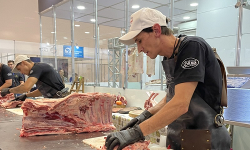 Mafrense ganha título de melhor açougueiro do Brasil