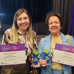 Prefeitos de Mafra e Canoinhas são premiados por projetos inovadores na gestão pública