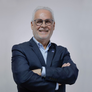 "Precisamos de um choque de mercado, um novo modelo de negócios”, afirma presidente da Casan