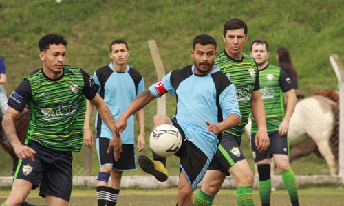 Santa Cruz "B" aplica goleada na estreia do Municipal da Série B