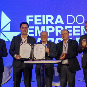 Paraná dispensa licenças e alvarás para atividades consideradas de baixo risco