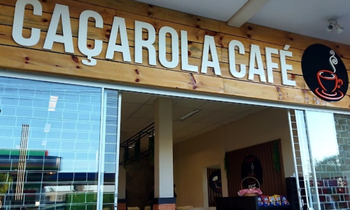 Espaço acolhedor e cardápio diversificado: Café Caçarola inaugura neste sábado em Mafra