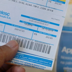 Projeto que proíbe aumento nas contas de luz e água é aprovado em SC
