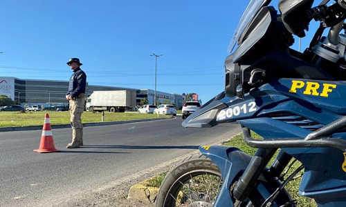 Polícia Rodoviária Federal realiza operação de fiscalização no feriado de Nossa Senhora Aparecida