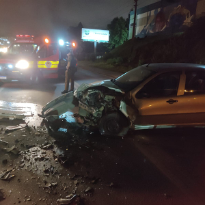 Carro de Mafra se envolve em acidente em São Bento do Sul