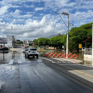 Nível do rio Negro continua subindo; veja a última leitura