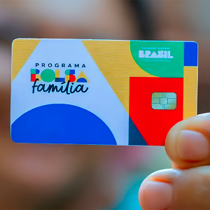 Caixa paga novo Bolsa Família a beneficiários com NIS de final 9