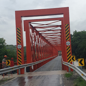 Ponte de ferro entre Campo do Tenente e Lapa é interditada para novas obras