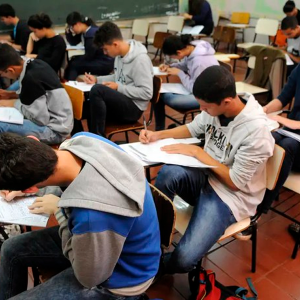 Pé-de-Meia: conheça os requisitos para estudantes receberem o incentivo financeiro