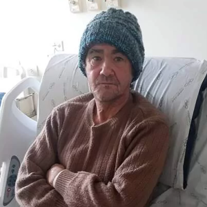 Família faz campanha para pagar cirurgia de idoso com Parkinson