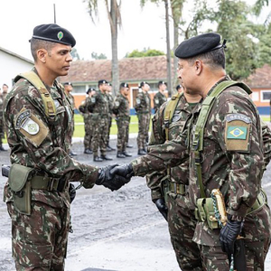 Capitão Felipe Soares assume comando da 11ª Bateria Antiaérea de Rio Negro