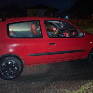 Carro furtado em Mafra é recuperado horas depois pela Polícia Militar
