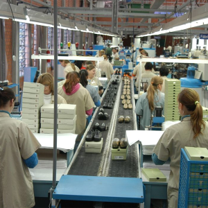 Dificuldade de crédito complica finanças das pequenas indústrias