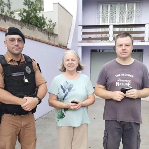 Homem engasga e é salvo por policial militar em Rio Negro