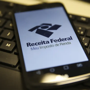 Empresas devem enviar comprovantes para Imposto de Renda até hoje