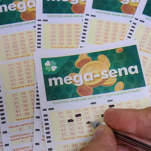 Mega-Sena sorteia nesta quinta prêmio acumulado em R$ 135 milhões