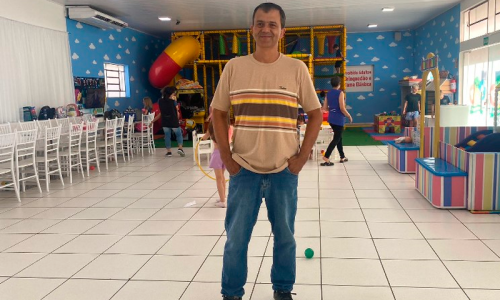 Joy Festas celebra seu primeiro aniversário e faz sucesso com recreação no contraturno escolar