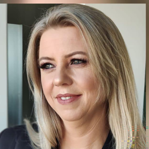 Convite para missa de um ano de falecimento de Kelly Kaliski Dutra