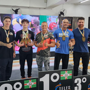 Atletas rionegrenses são campeões no Catarinense de Powerlifting