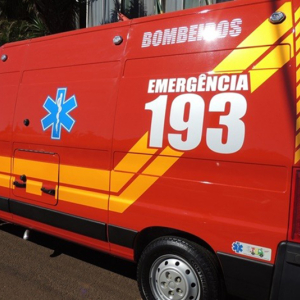 Homem é hospitalizado após sofrer infarto em igreja