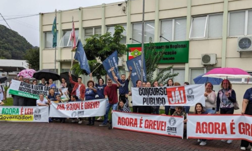 Greve da educação em SC está longe de terminar