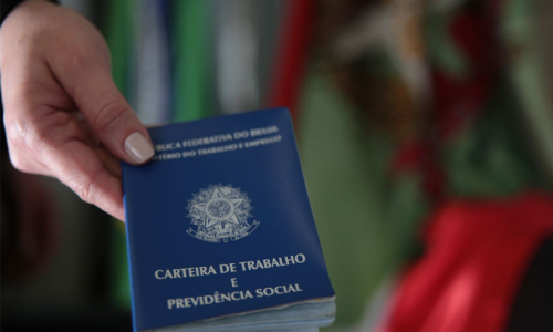 Santa Catarina cria quase 14 mil empregos formais no mês de março