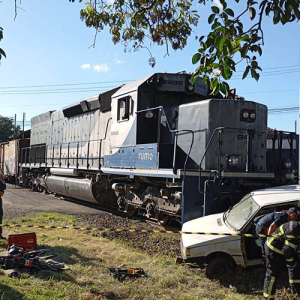 Acidente entre trem e veículos? Entenda operação que mobilizou órgãos de segurança
