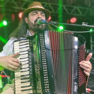 Grupo Cordiona comanda o baile neste sábado, em Mafra