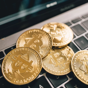 Regularização de Bitcoin no IRPF: Evite multas e problemas com o CPF