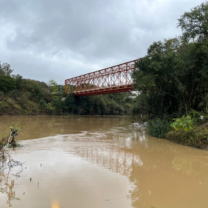 Após semana chuvosa, como está o nível do rio Negro?