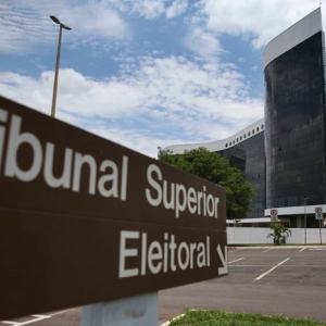 TSE diz que não pode alterar calendário eleitoral