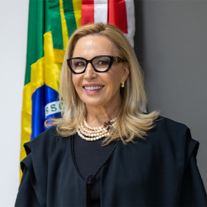 “Eleição é uma oportunidade ímpar de espelhar no mundo da política a evolução da mulher”, diz presidente do TRE-SC