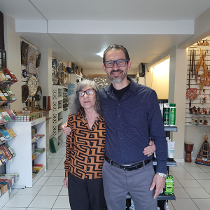 Loja Sarasvati reinaugura em novo endereço em Mafra