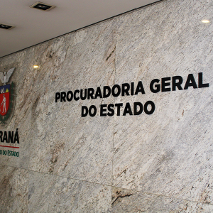 Salário de R$ 32 mil: PGE abre inscrições para concurso público