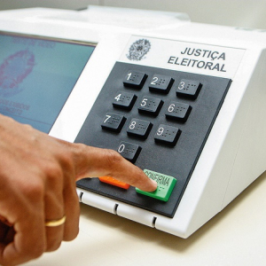 Como e onde denunciar irregularidades eleitorais? Veja