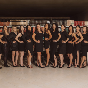 Concurso da realeza de Rio Negro tem 15 candidatas; conheça