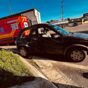 Motociclista fica ferido após acidente na BR-116