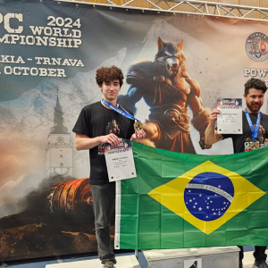Atletas riomafrenses são campeões em Mundial de Powerlifting na Eslováquia