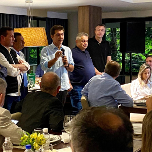 PSD reúne prefeitos eleitos e mira nas eleições de 2026