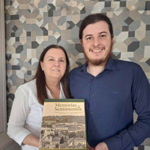 Em livro, mãe e filho revelam memórias e curiosidades de Rio Negro e Mafra