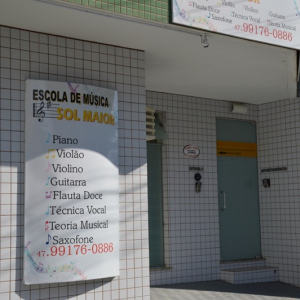 Escola Sol Maior abre matrículas para mais de 10 cursos de música e canto