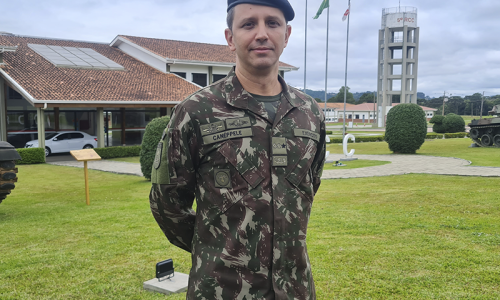 Tenente-coronel Canéppele se despede de Rio Negro após dois anos à frente do 5ºRCC