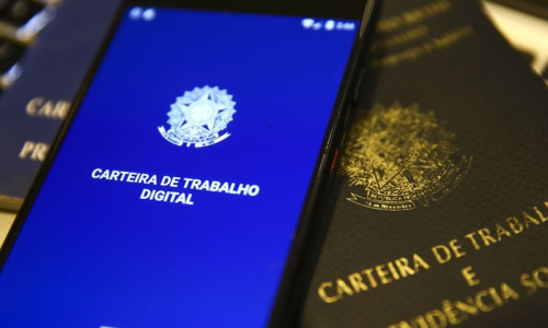 Paraná foi o 3º Estado que mais gerou empregos com carteira assinada no ano, aponta Caged