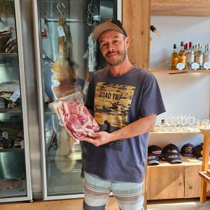 Carne suína produzida em Rio Negro se destaca em festival nacional