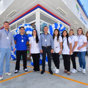 Rede São João inaugura farmácia em Rio Negro