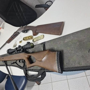 Homem é preso após tentar enforcar e ameaçar esposa de morte