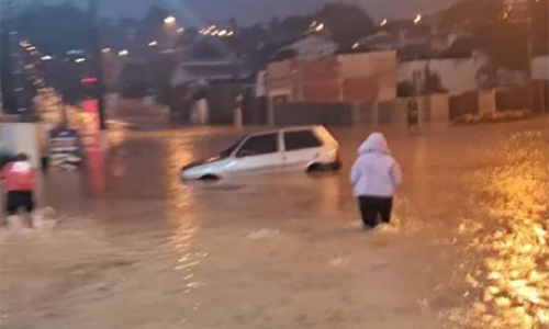 Temporal com granizo atinge Rio Negro e Mafra; veja registros